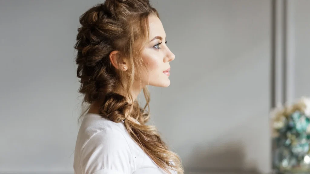 Gaya Rambut Anak Muda Indonesia: Tren Undercut, Mullet, dan Shag Kembali Berkibar