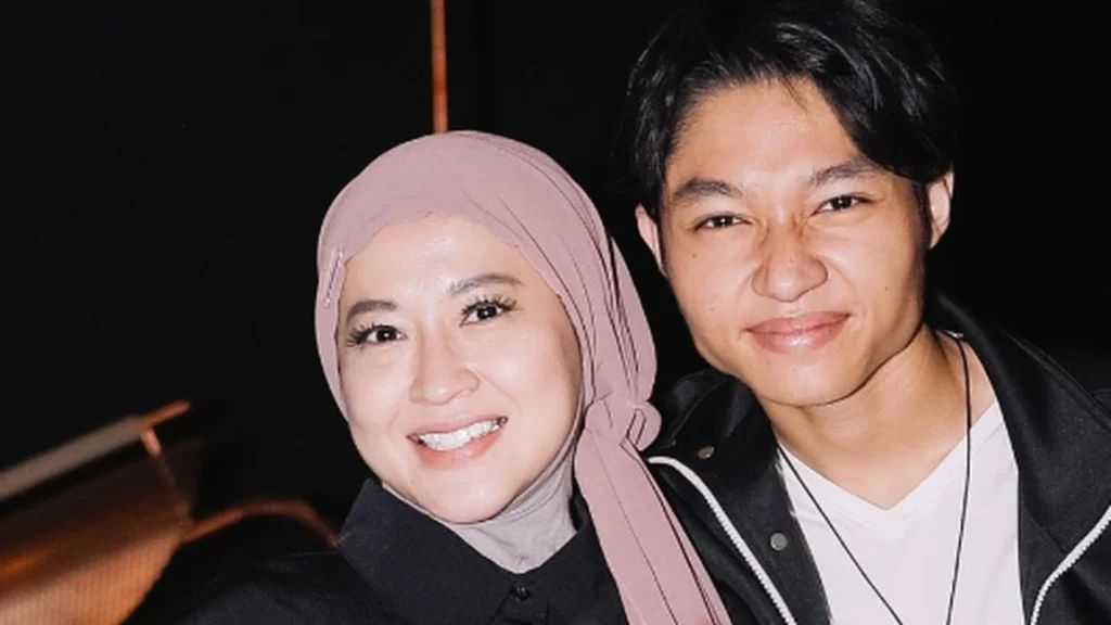 Okie Agustina Klarifikasi Dugaan Kekerasan pada Putranya di Lokasi Syuting
