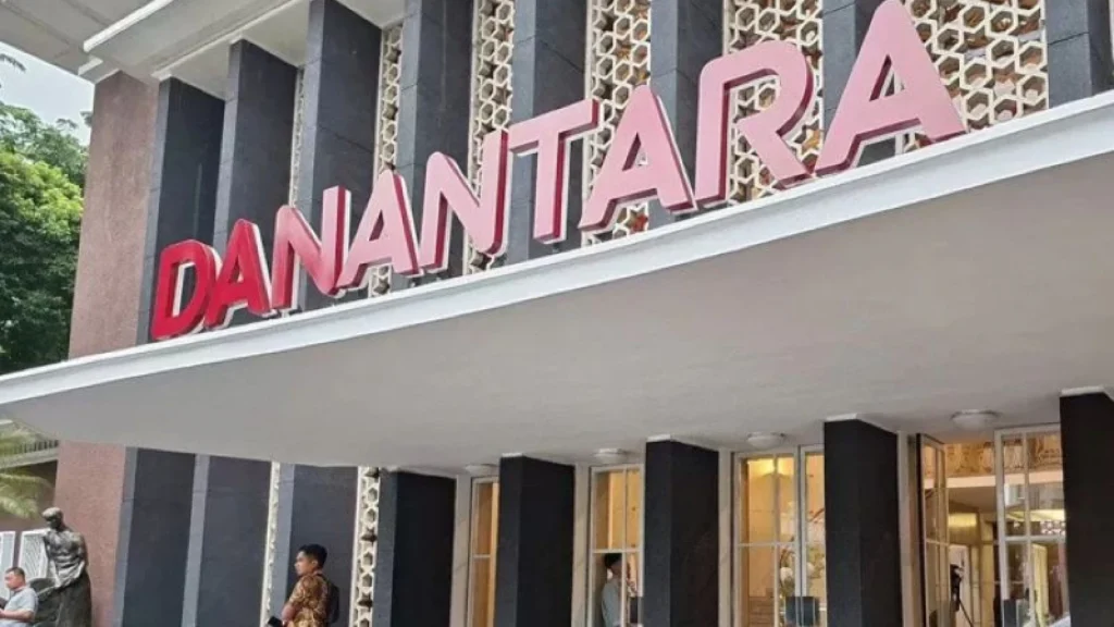 Badan Pengelola Investasi Bicara Soal Isu Merger Grab dan GoTo