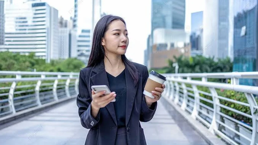 Kombinasi Gaya Office Look dan Street Style untuk Penampilan Menarik di Tempat Kerja