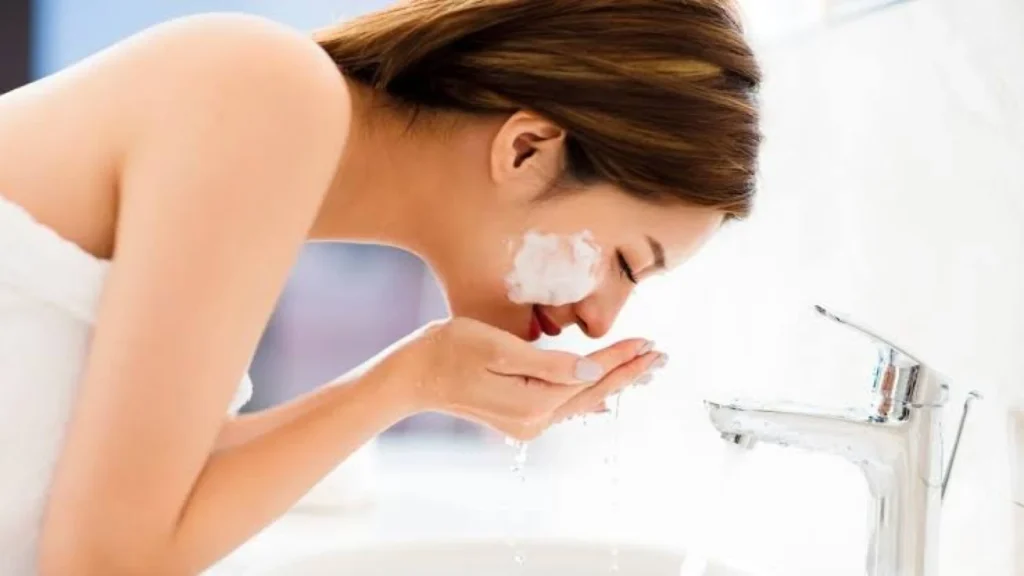 Rekomendasi Face Wash Lokal untuk Menjaga Kesehatan Kulit Wajah