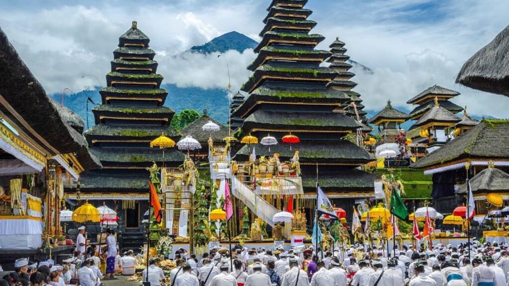 Destinasi Desa Wisata Menarik di Indonesia