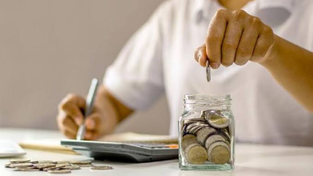 Generasi Sandwich: Memahami Pentingnya Gaya Hidup Sadar Finansial